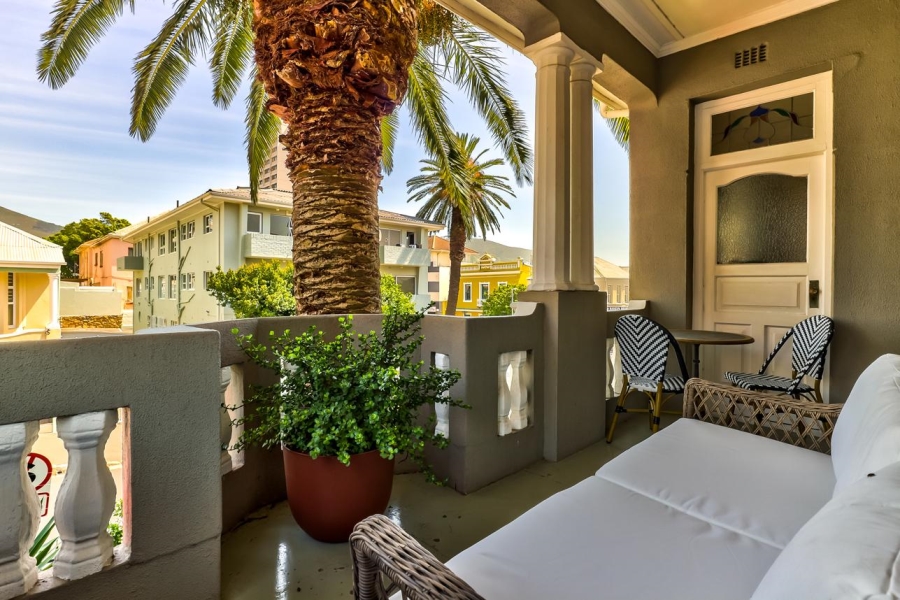 To Let 2 Bedroom Property for Rent in Vredehoek Western Cape